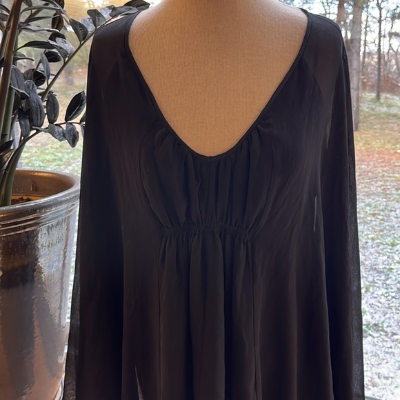 VGUC Babaton silk dress - Picture 3 of 10